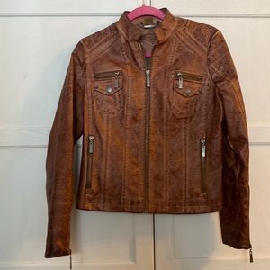 S light brown leather jacket.